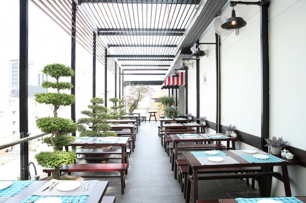 The Umi Hotel Thành Pho Ho Chí Minh Esterno foto